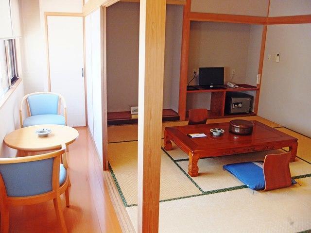 ホテルEspoir Isanuma 川越町 エクステリア 写真